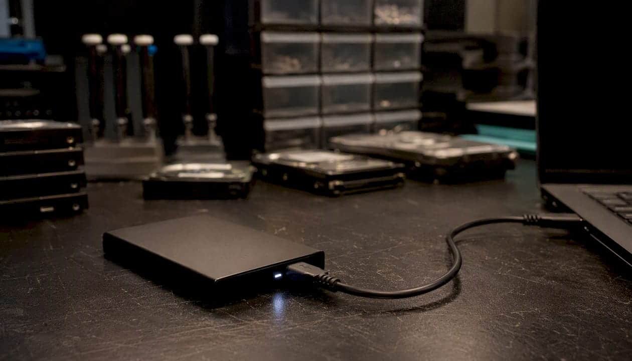 External hard drive connected on data recovery desk