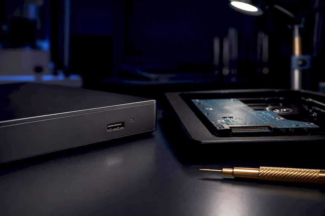 Anonymous hard drive in recovery laboratory